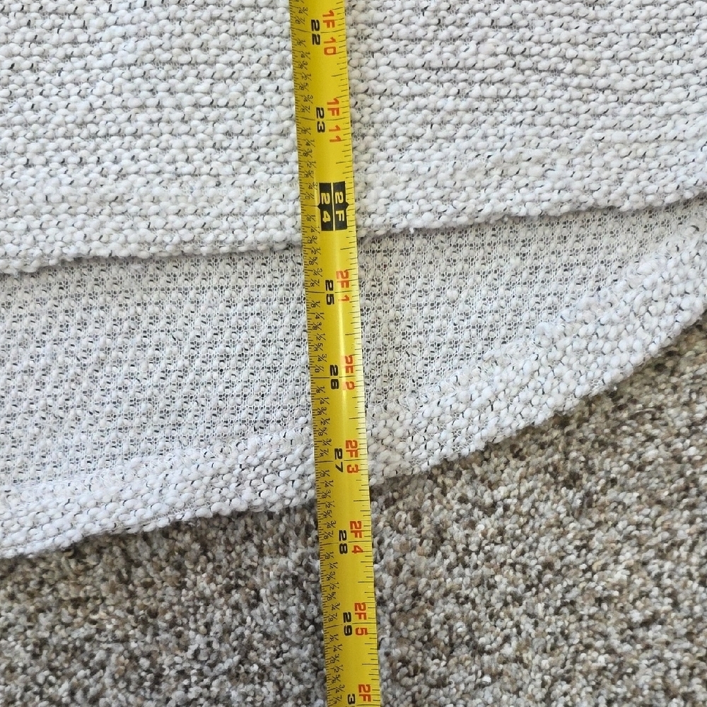 Light Gray Knit Sweater with Gold Zipper - Picture 5 of 11